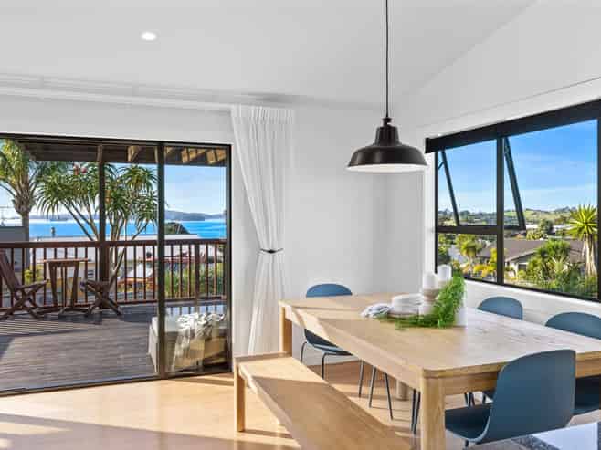 51 Mera Road, Algies Bay