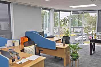 FLEXIBLE ROAD-FRONT INDUSTRIAL WAREHOUSE/OFFICE
