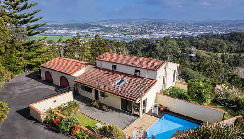 120 Memorial Drive, PARAHAKI