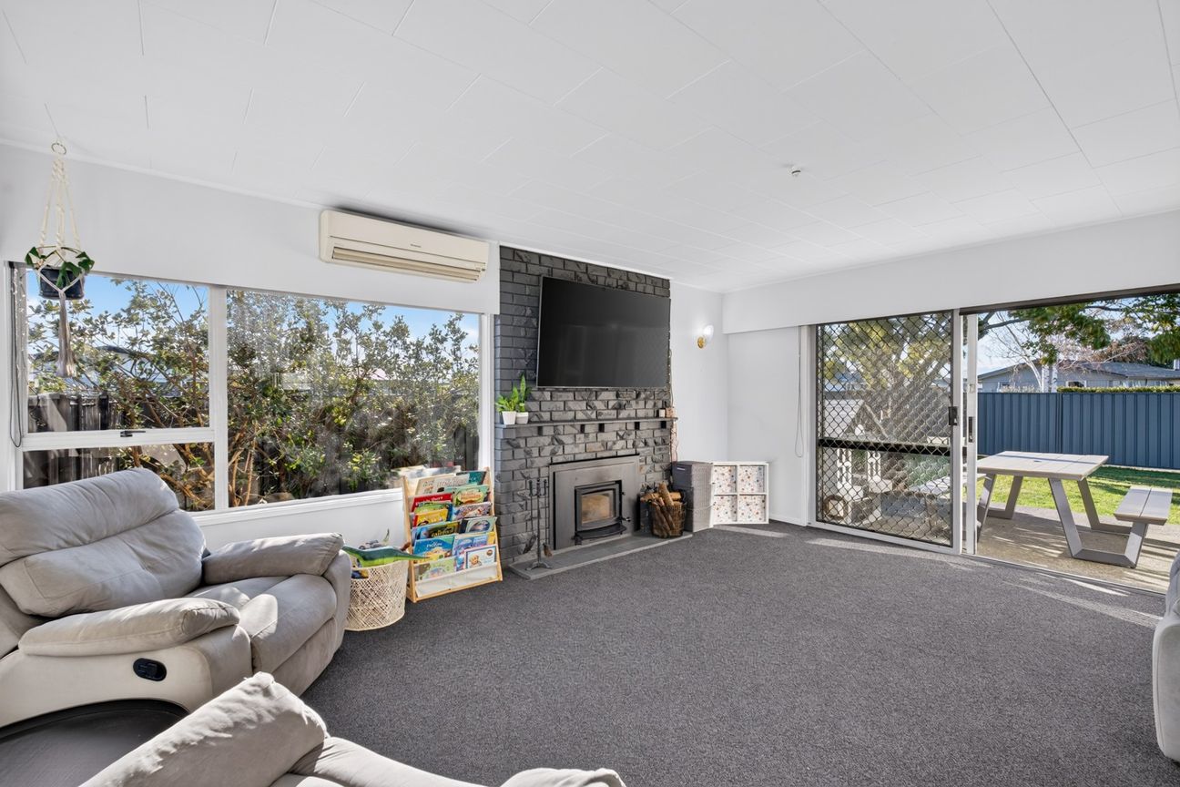The home you'll love coming back to - Vista 6