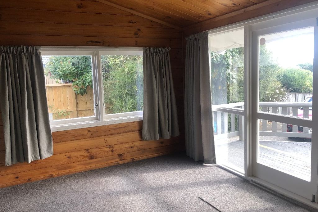 You Will Fall In Love With This Cottage Cutie! – další