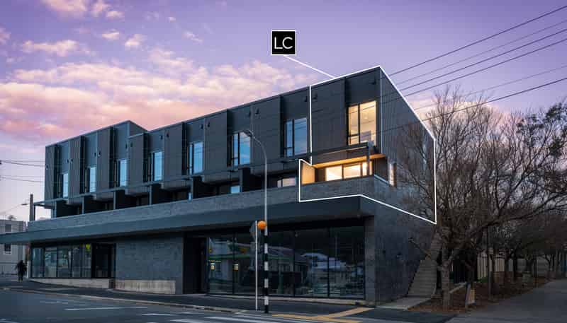 1-8/235 Karori Road, Karori