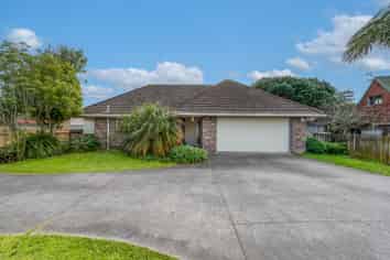 1/98 Frank Nobilo Drive, Golflands