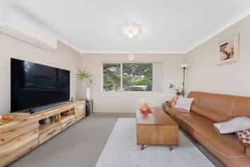 1/98 Frank Nobilo Drive, Golflands