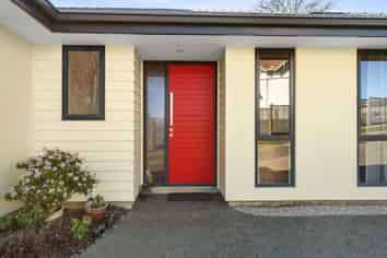221 The Ridgeway, STOKE
