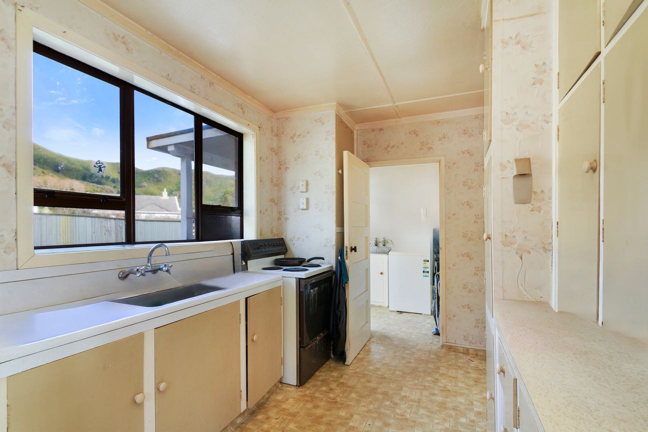 Renovate. Add Value. Transform. - Meer
