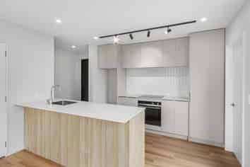 6/167 Innes Road, SAINT ALBANS