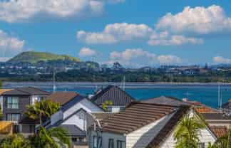 1/2 Basilton Close, Bucklands Beach