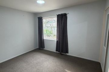 Sun, Space & Secure - Your Ideal Addington Home Awaits - Bild 6