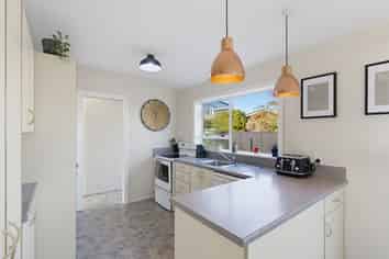 16 Dellow Place, Spreydon