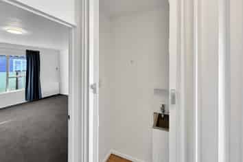 3/272 Tancred Street, Hampstead