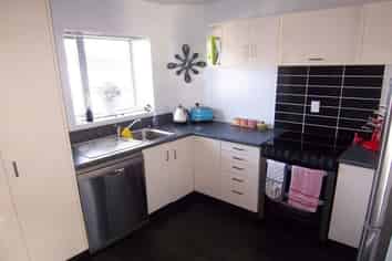 3/25  Braddon Street , Addington