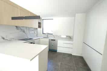 6/32A Westgate Drive, Westgate