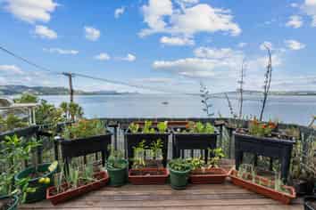 118 Beach Road, Onerahi