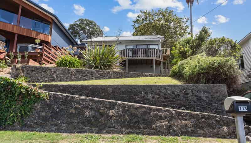 118 Beach Road, Onerahi