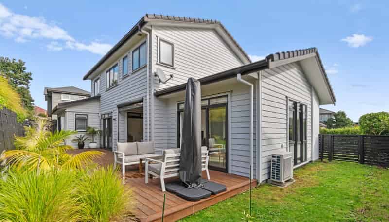 25 Couldrey Crescent, Red Beach