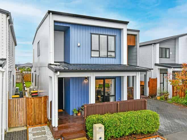 15B Waka Ama Road, Karaka