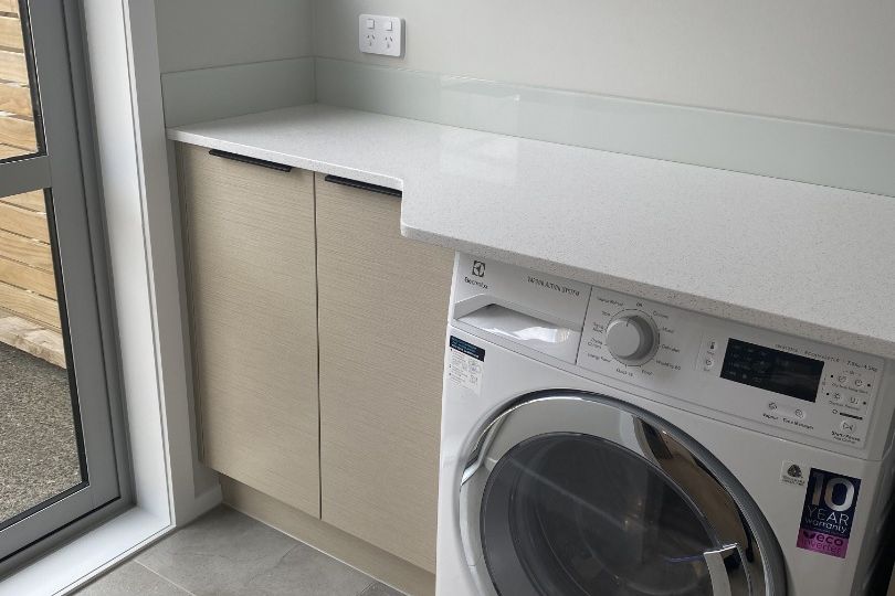 CENTRAL HUTT LIVING! - Altro