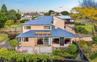 10 Rakaia Rise, Clover Park