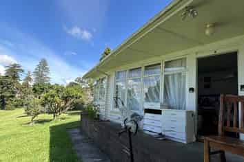 22B Cleary Road, Panmure