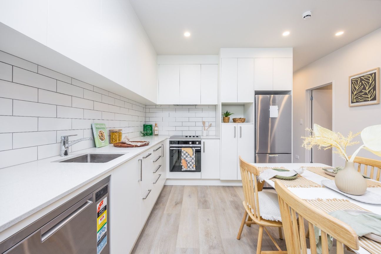 2 Bedroom, One Bathroom Apartment - Vista 2