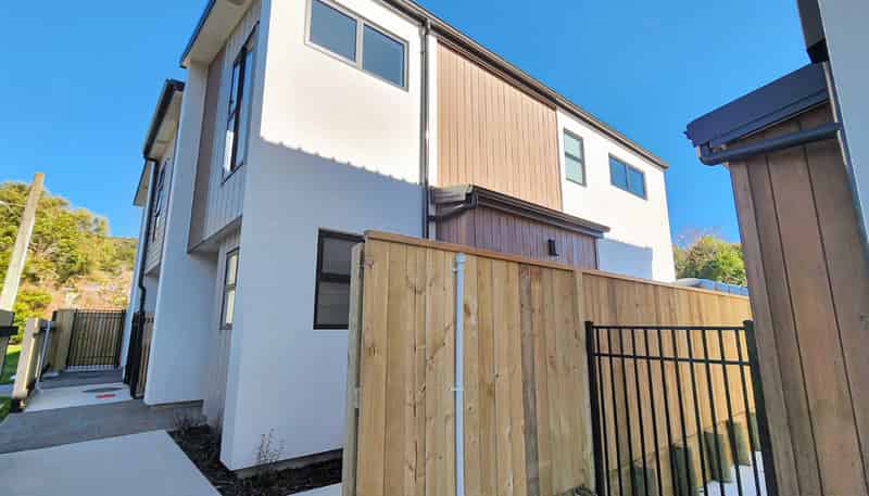 7/31 Wainuiomata Road, Wainuiomata