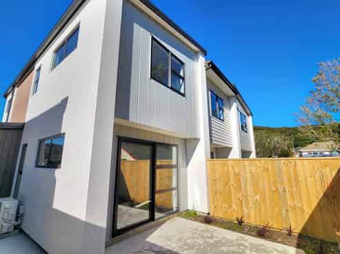 7/31 Wainuiomata Road, Wainuiomata