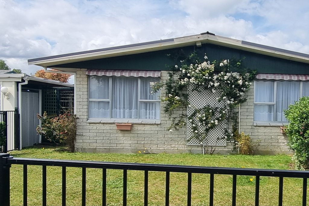 Cozy and Convenient Townside Living 1