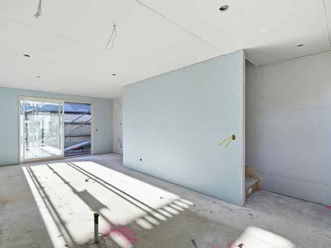 1-4/23 Dickens Street, Addington