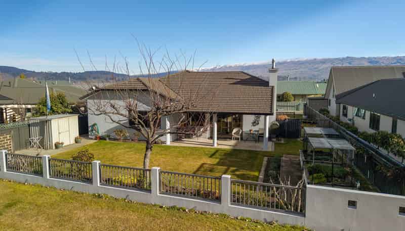 6 Spruce Close, Alexandra