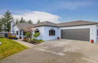 6 Spruce Close, Alexandra