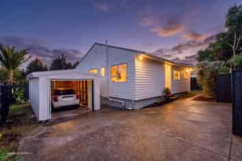15A Coates Crescent, Panmure