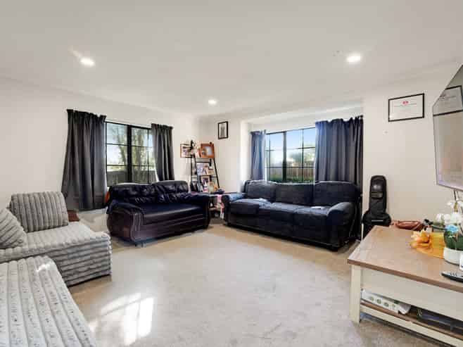34 Harvest Drive, Henderson