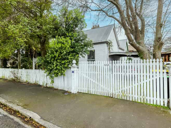 54 Eastbourne Street, Caversham