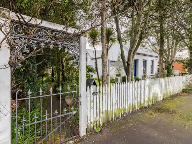54 Eastbourne Street, Caversham