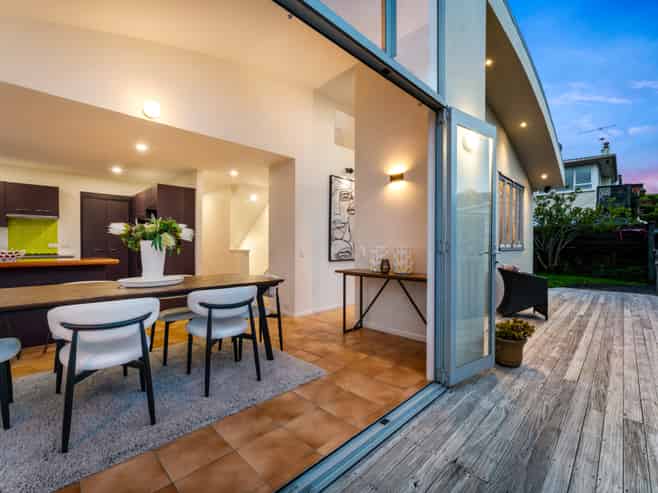 2/10 Windsor Place, Windsor Park