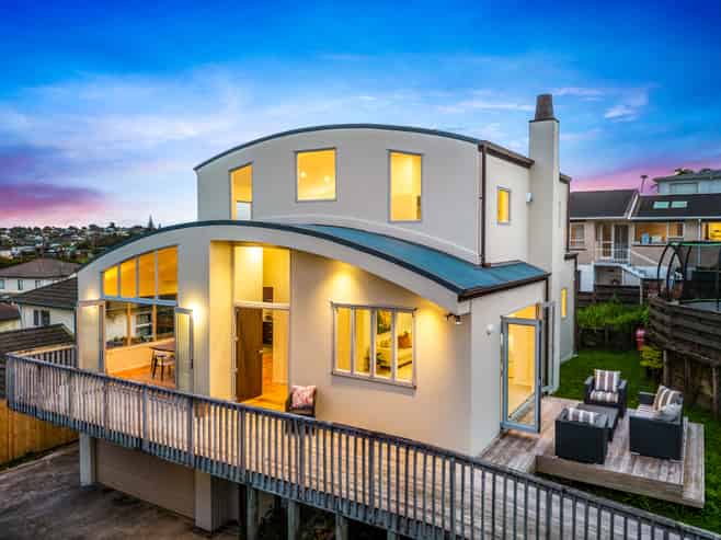 2/10 Windsor Place, Windsor Park