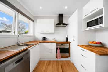 1144B Heaphy Terrace, Fairfield