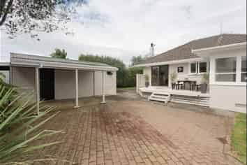 1/142A Old Wairoa Road, Papakura