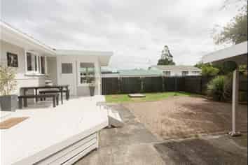 1/142A Old Wairoa Road, Papakura