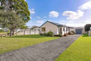 105 The Yardarm, Pauanui