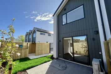4/176  Hastings Street East, Waltham