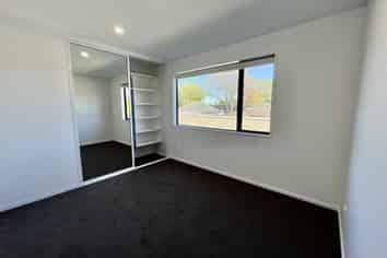 4/176  Hastings Street East, Waltham