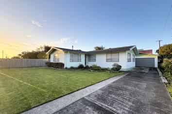 10 Lincoln Road, Springvale