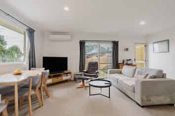 71B Tuhikaramea Road, Dinsdale