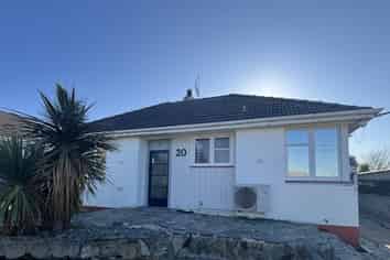 20 Harlech Street, Oamaru
