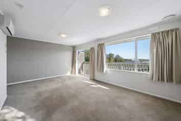 19 Bloomsbury Grove, Newlands