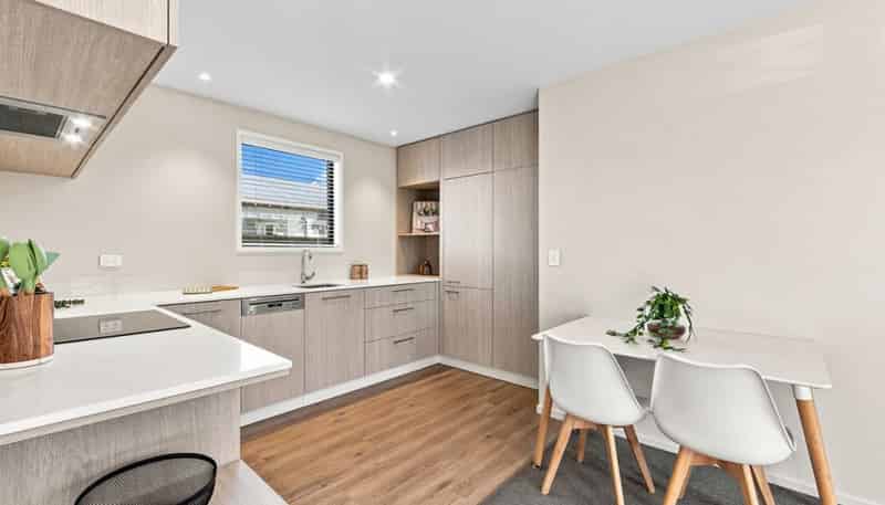 1/21 Hills Road, Edgeware