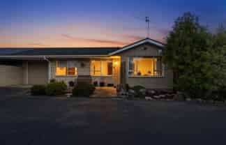 1/5a Purakanui Place, Northwood