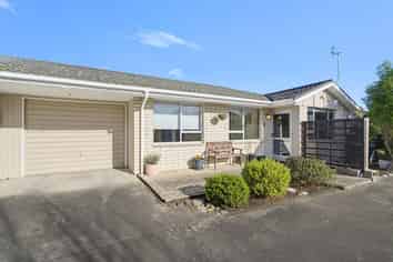 1/5a Purakanui Place, Northwood